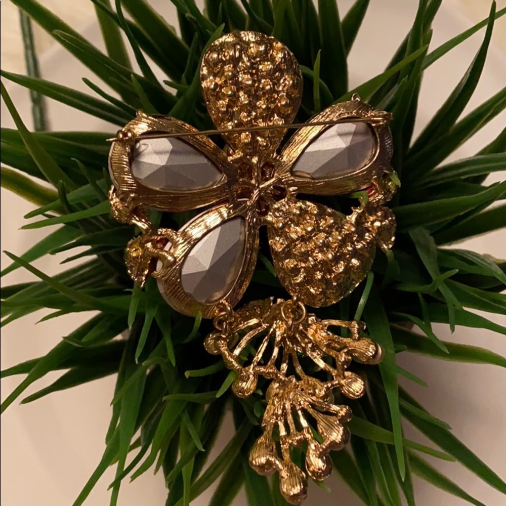 Fashion Jewelry brooch - Picture 6 of 9